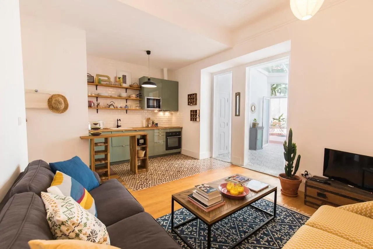 Blue Garden Apartment Лиссабон